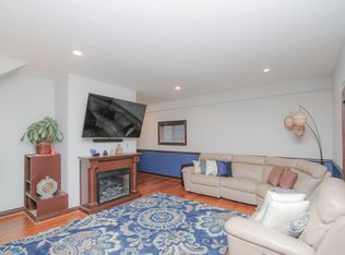 2475 S Burrell St, Milwaukee, WI 53207