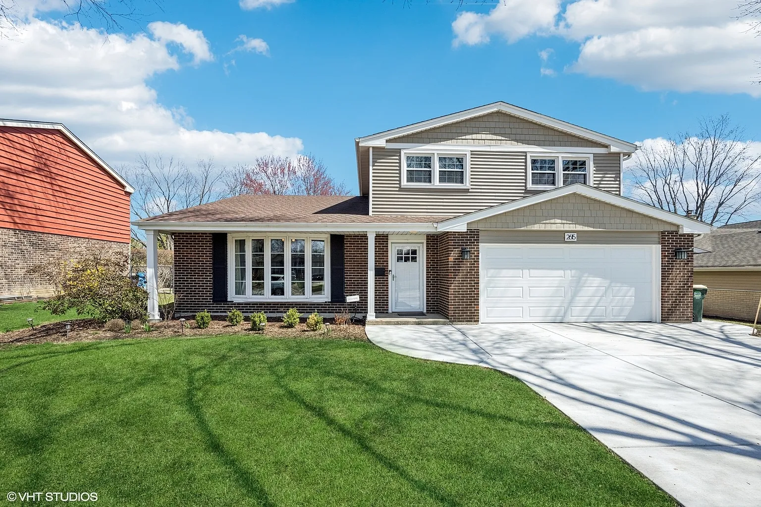 2615 N Forrest Ln photo 1