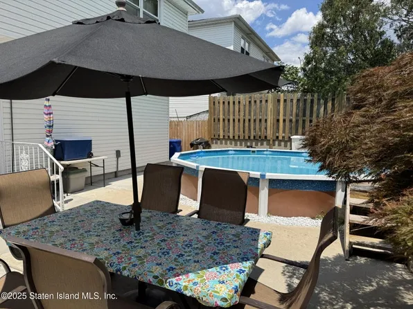 9 Radford Street image 10 of 35