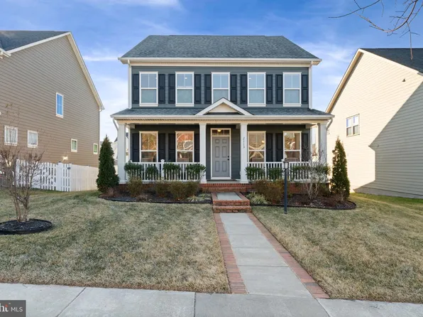 2113 River Heritage Blvd, Dumfries, VA 22026