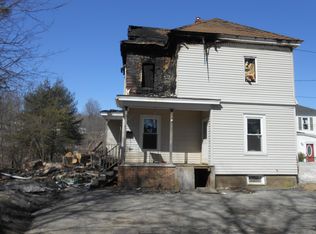 11 Densmore Ct, Hallowell, ME 04347