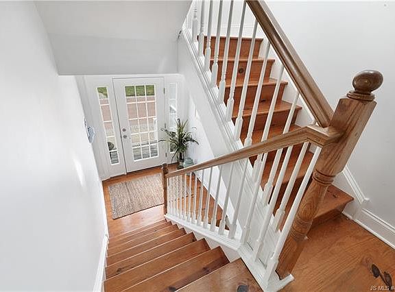 5th image of 810 W Bay Club Ln #3