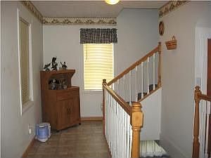4th image of 149 Granville St