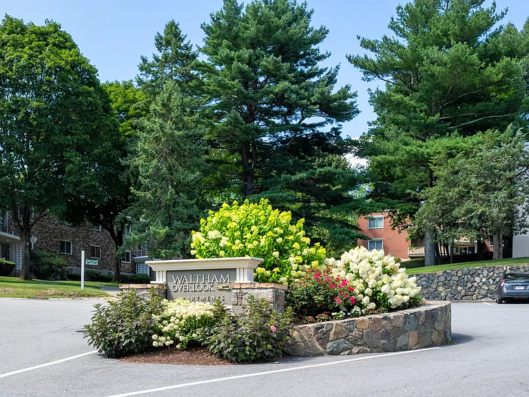 30 Jacqueline Rd #20D — Photo 1