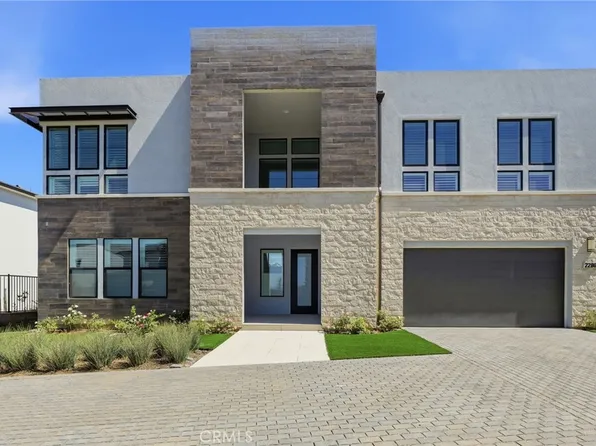 22801 Seaqua Cir, Chatsworth, CA 91311