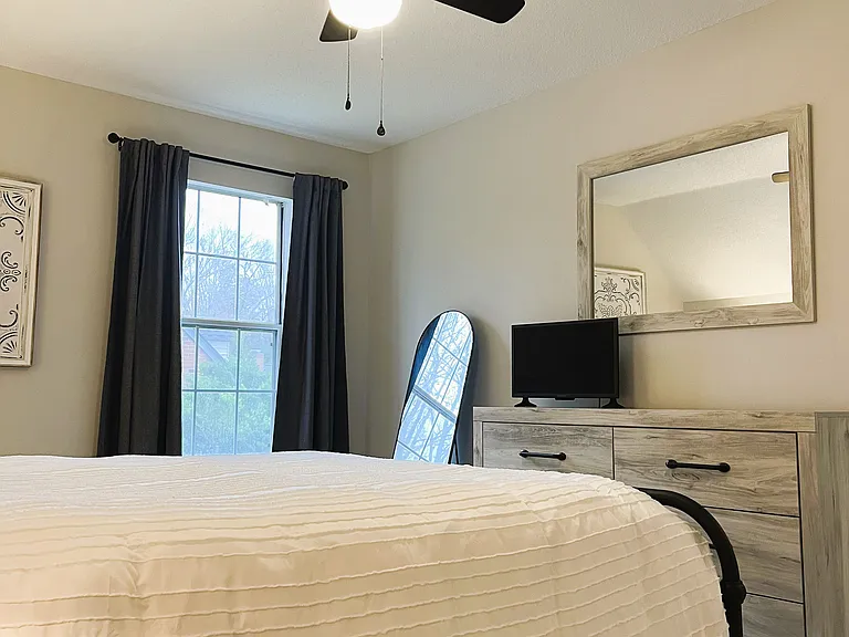 1011 Hulon Ln — Photo 14