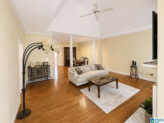 4th image of 3848 Montclair Rd #1B