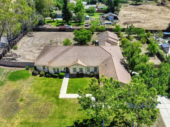 8001 Stallion Way, Sacramento, CA 95830