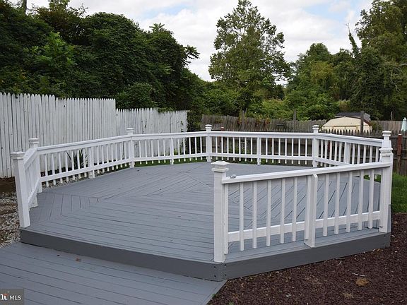 2nd image of 1354 Sudvale Rd