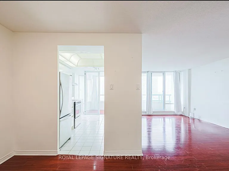 7250 Yonge St #1003 — Photo 23