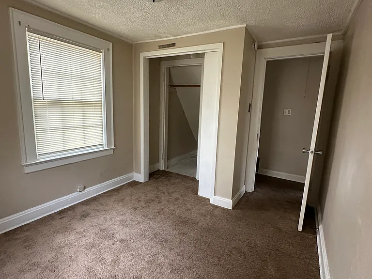 2509 Erskine Blvd — Photo 13