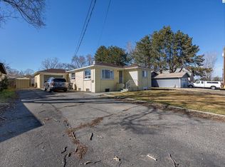 393 S 41st Ave, West Richland, WA 99353