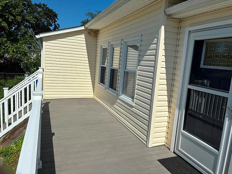 18 N Central Ave — Photo 5