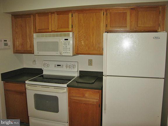2nd image of 5704 Shadwell Ct Unit 94