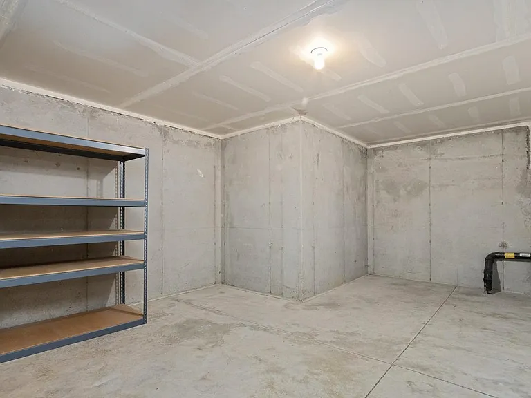 Large storage area in basement/garage!