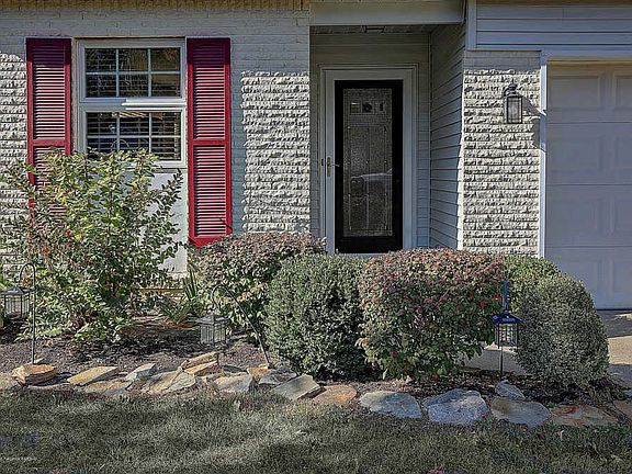 3rd image of 1550 Snowberry Ct