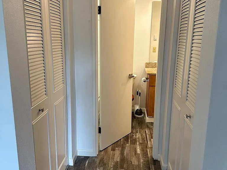 405 Stonewood Dr — Photo 22
