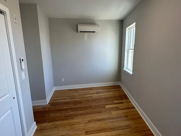 1237 Point Breeze Ave #2 — Photo 13