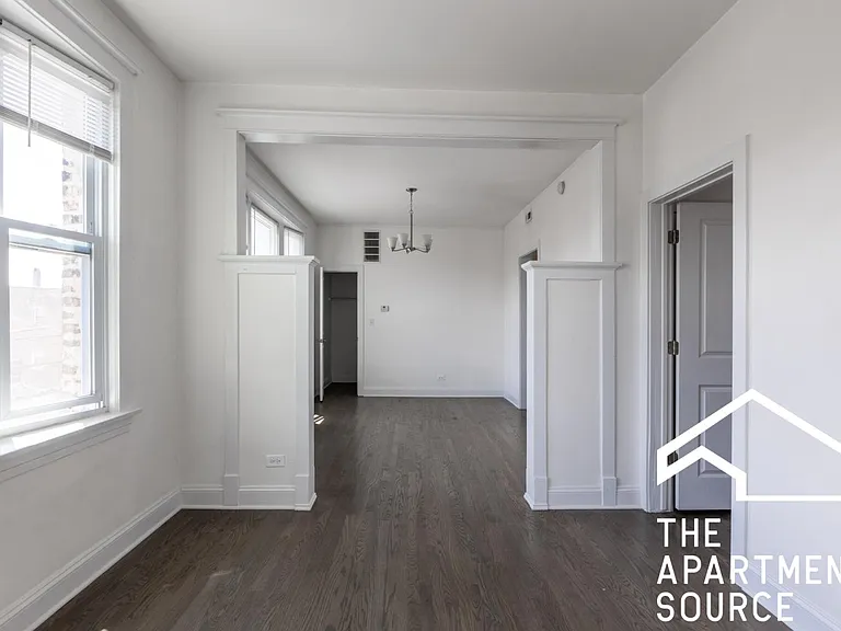 2816 N Troy St #3 — Photo 6