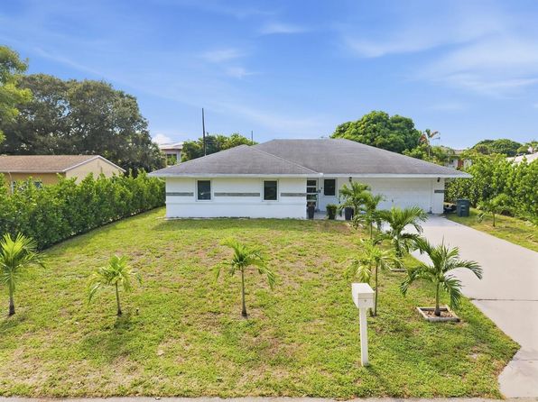235 NW 3rd Ct