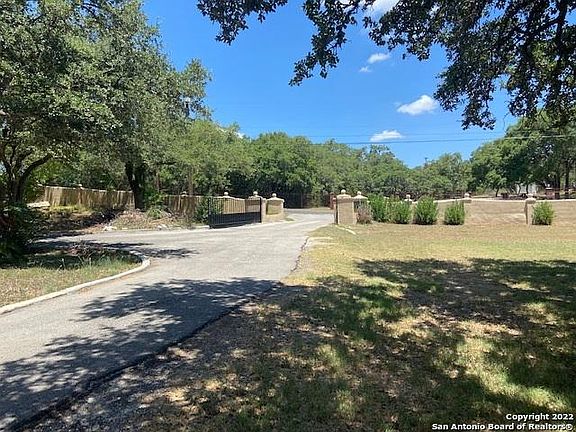 4th image of 1616 Tracy Dr