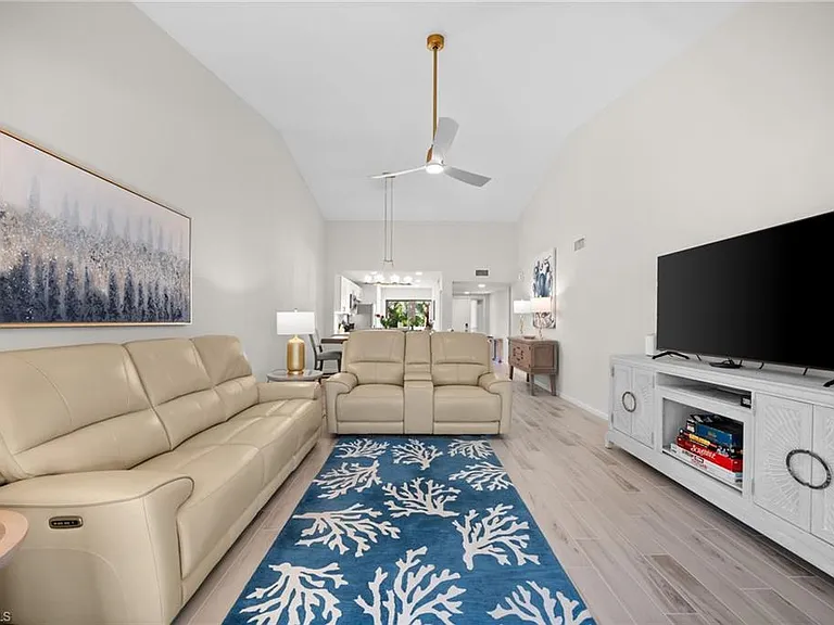 1808 Kings Lake Blvd #203 — Photo 6