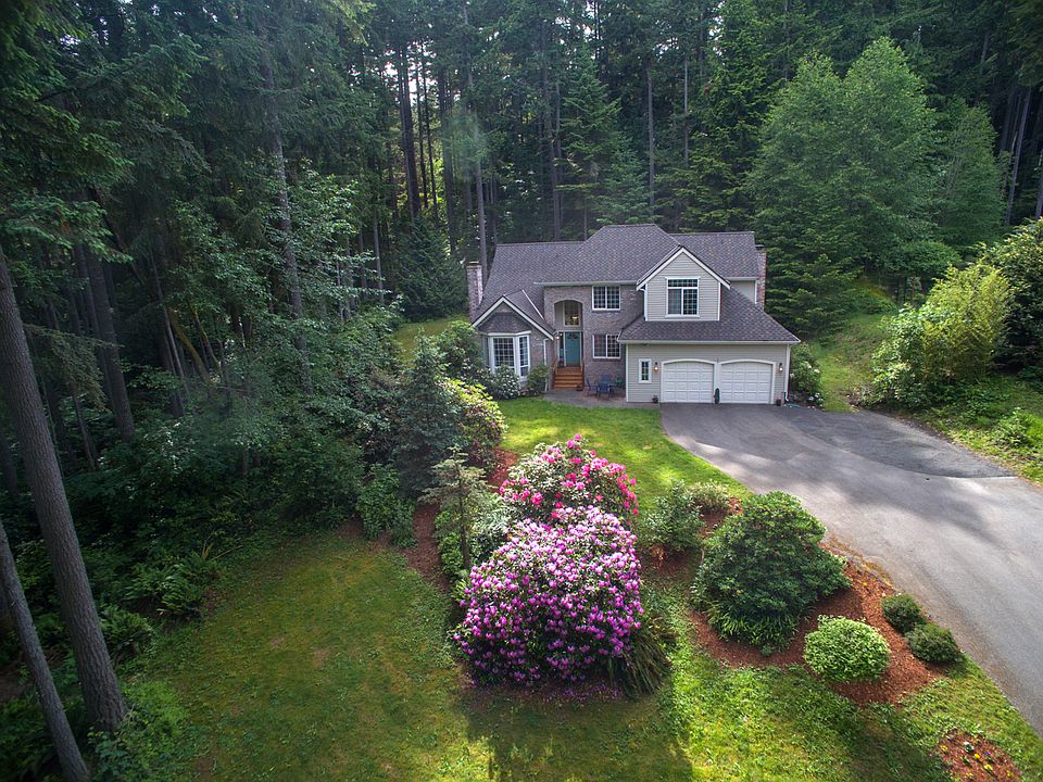 1st image of 5448 Diamond Pl NE