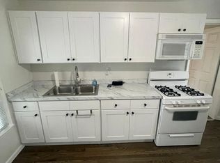 420 S Church St APT 1, Brighton, MI 48116