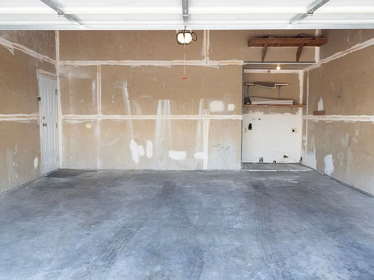 7010 N Thorne Ave — Photo 21