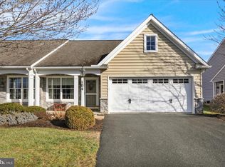 104 Goldenfield Dr, Lancaster, PA 17603