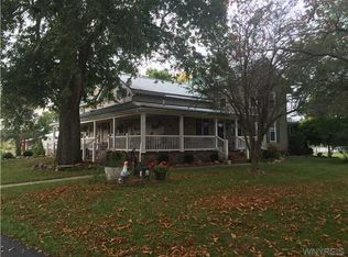 1744 Swann Rd, Ransomville, NY 14131