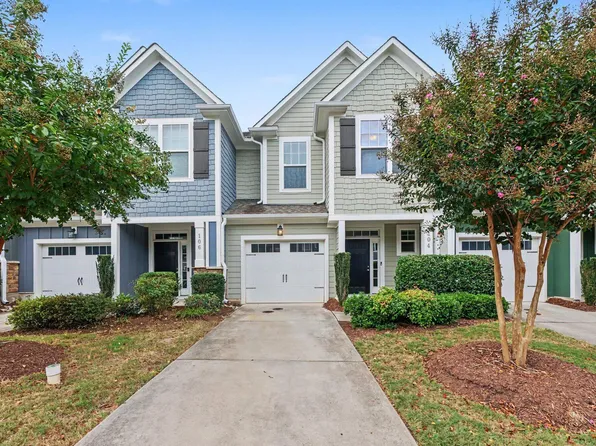 104 Hundred Oaks Ln, Holly Springs, NC 27540