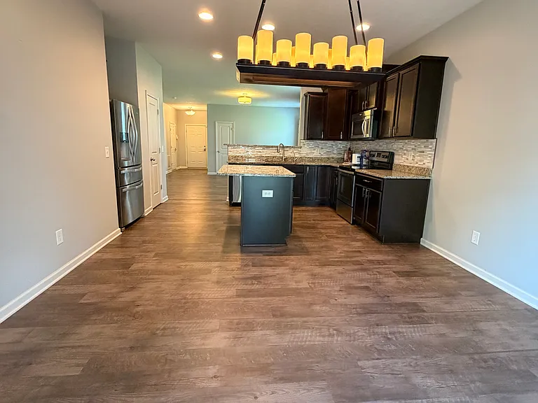 13987 Catalina Dr — Photo 13