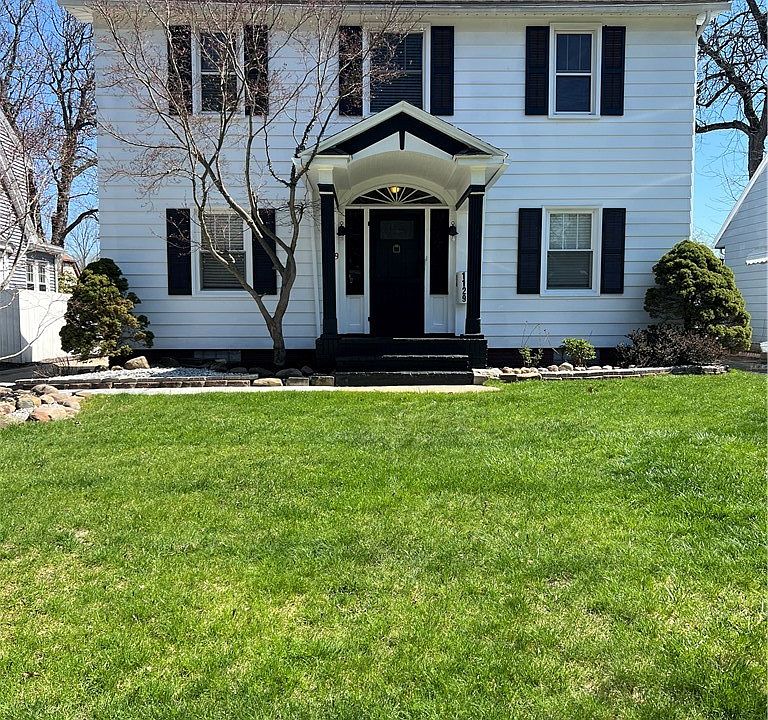 1st image of 1129 Avon St
