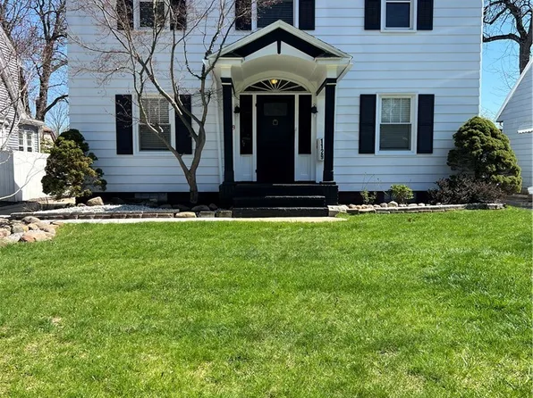 1129 Avon St, Akron, OH 44310