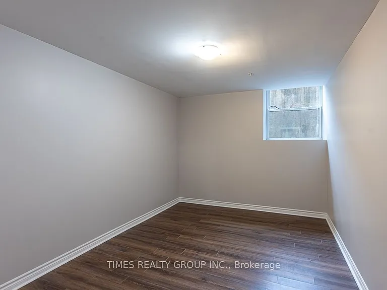 384 Rogers St #G03 — Photo 10