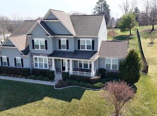 7525 Hunter Woods Dr, Manassas, VA 20111