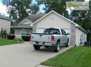 505 SW Creek Ridge Dr, Grain Valley, MO 64029