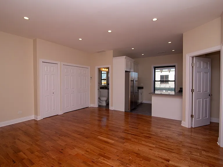 4001 W Armitage Ave #B — Photo 2