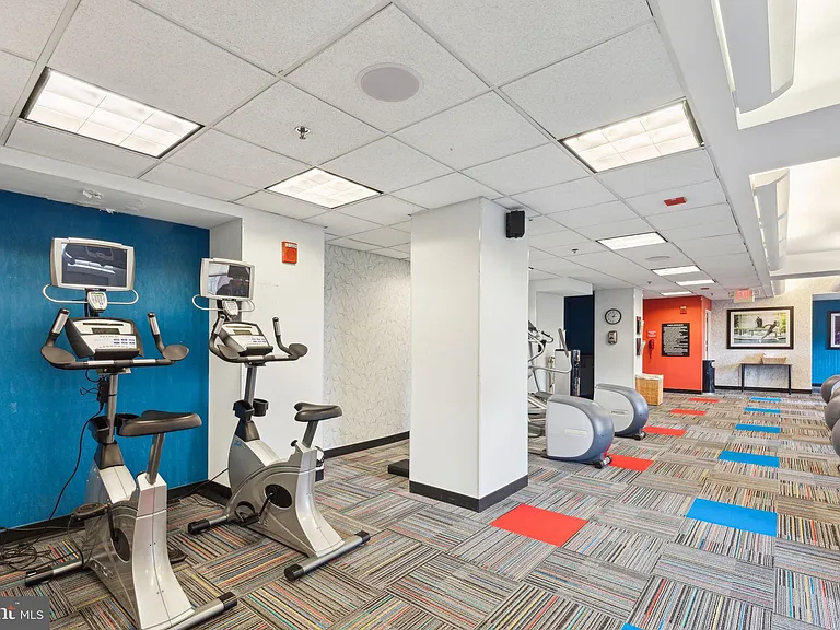 1701 Locust St #15-1704 — Photo 27