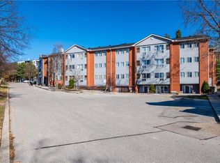 500 Westmount Rd W #310, Kitchener, ON N2M5M9