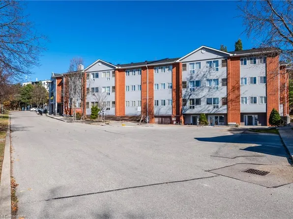 500 Westmount Rd W #310, Kitchener, ON N2M 5M9