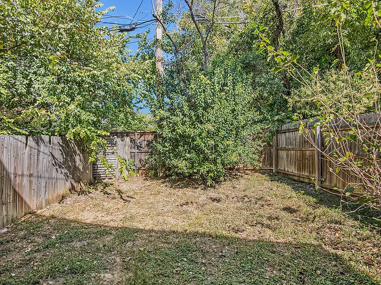 6000 Calloway Ct — Photo 24