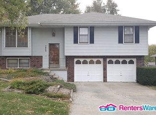 7406 NW 77th St, Kansas City, MO 64152