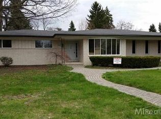 45610 Remer Ave, Utica, MI 48317