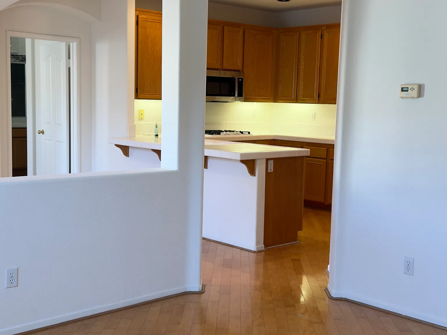 2 bed, 1163 sqft, $3,600 — Photo 3