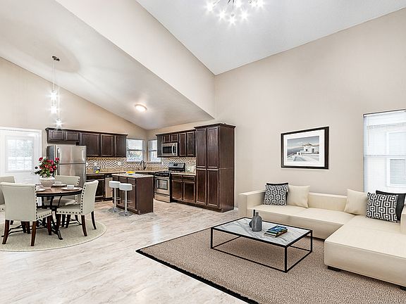 2nd image of 4524 Lorenzo Ponce Dr