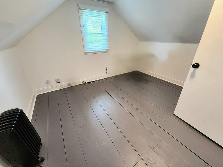 2911 Dobbs Ave — Photo 24