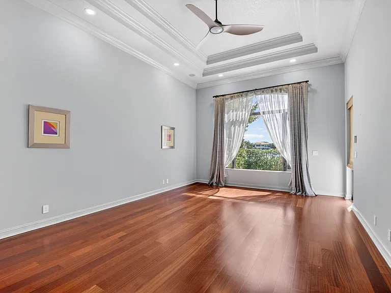 17921 Villa Club Way — Photo 30