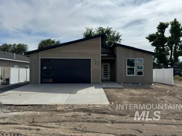 929 Aiken Ave, Buhl, ID 83316